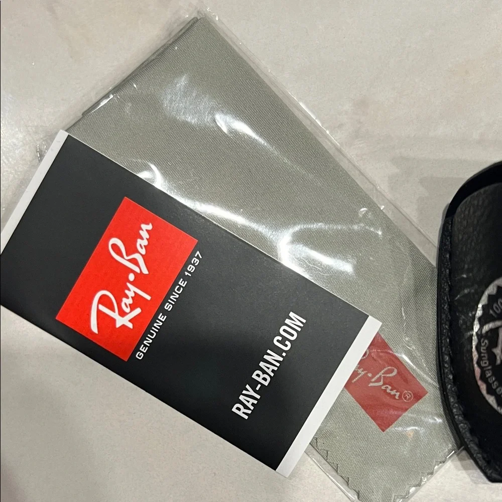 Ray-Ban Glossy Black Sunglasses